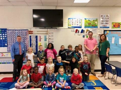 Sen. Sawyer visits Troutman Elementary (7).jpeg